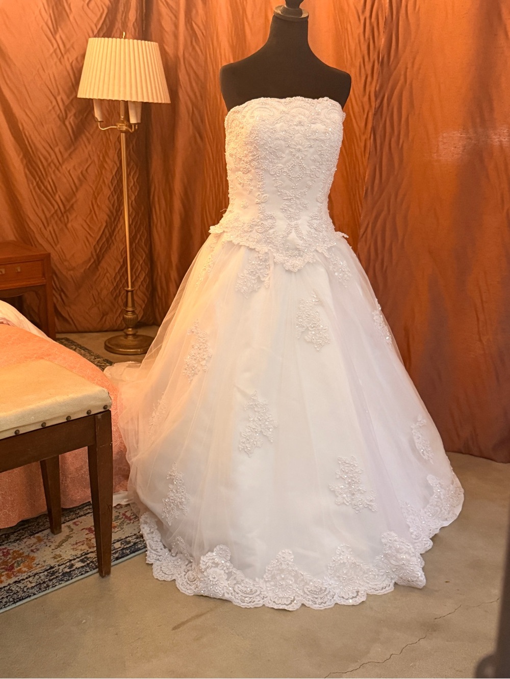 Vintage Y2K Oleg Cassini for David's Bridal Strapless Lace Wedding Gown Size 14